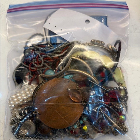 Assorted Jewelry Collection - Picture 3 of 6